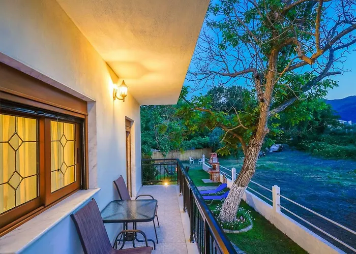 Apartamento Karydies